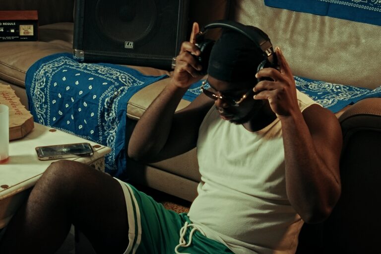 Galass. Amazone. Communication. 03